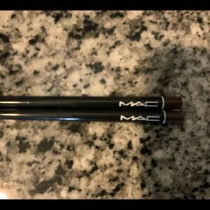 MAC brown eyeliner pencil